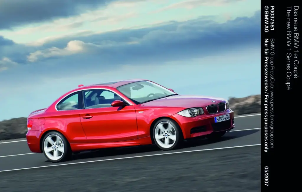 BMW Serie 1: de la tracción trasera a la era digital en cuatro actos 33 Motor16 bmw serie 1 historia 2 Motor16