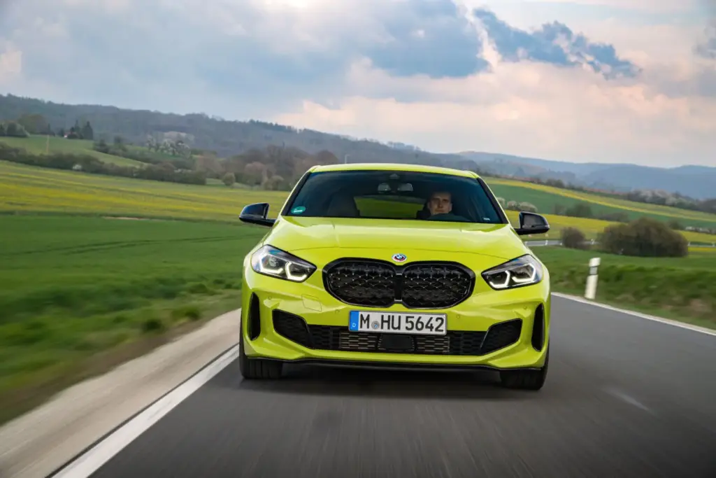 BMW Serie 1: de la tracción trasera a la era digital en cuatro actos 6 Motor16 BMW Serie 1: de la tracción trasera a la era digital en cuatro generaciones