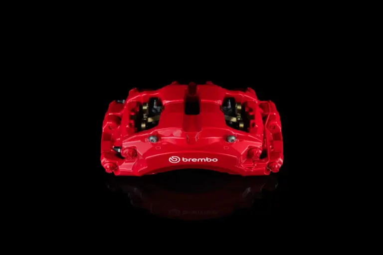 Brembo presenta los frenos más grandes y potentes de la historia: no los estrenará un deportivo