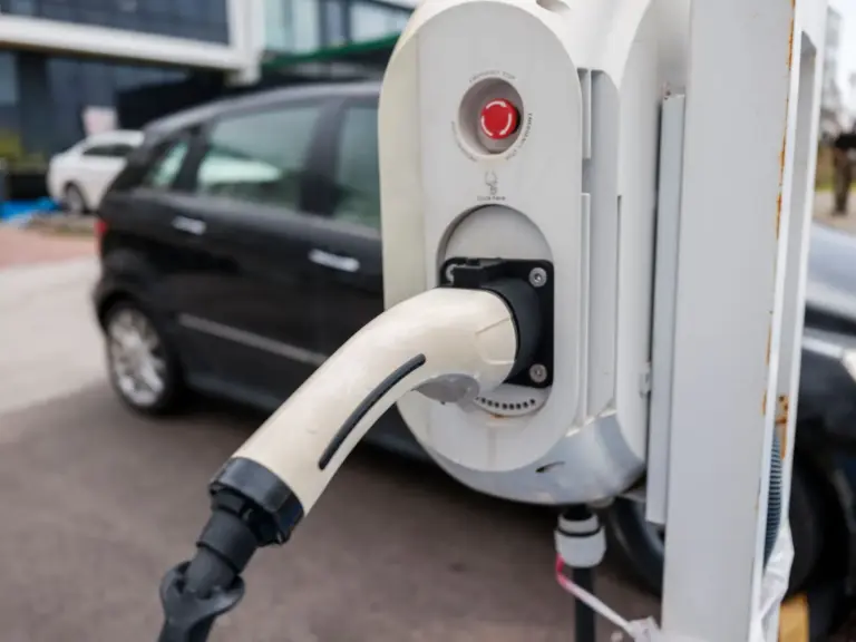 Renting en España de coches eléctricos: 162.964 matriculaciones hasta mayo y el 10,6% lo elige