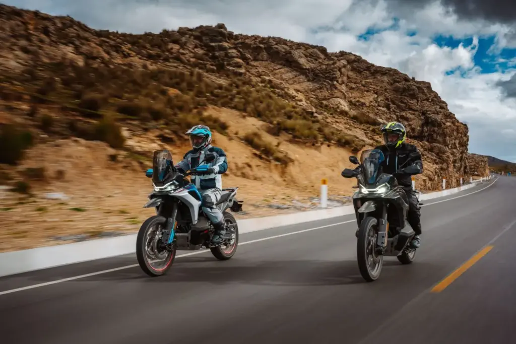 La Voge DS800 Rally es la moto más vendida... ¿y la reina de las trail off-road de gama media? 2 Motor16 cfmoto 800 mt x Motor16
