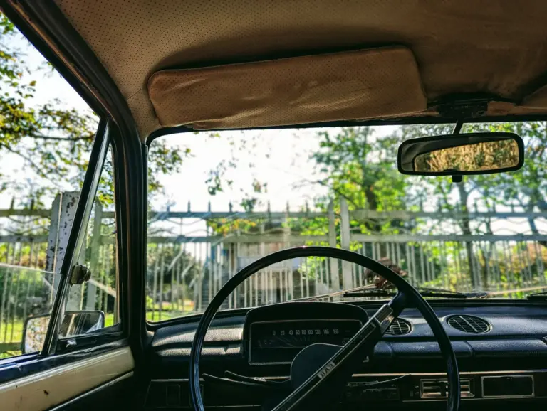 Cómo colocar el parasol del coche: el error que deja el interior a 70 grados en plena ola de calor