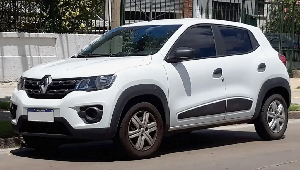 La historia del Dacia Spring I es un sorprendente viaje por India, China y Brasil hasta llegar a Europa 1 Motor16 dacia spring Renault Kwid 2017 in Montevideo front Motor16