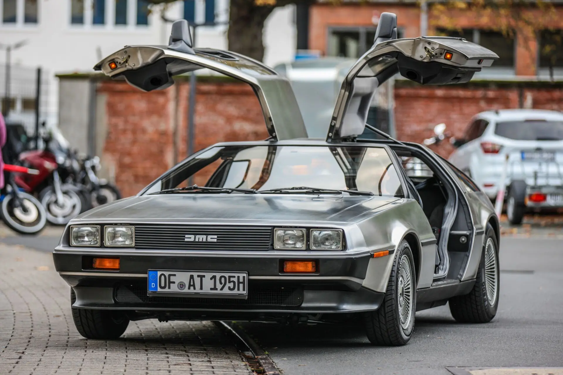 El DeLorean DMC-12 de 1981 con 4.000 millas y pátina original que sale a subasta 1 Motor16 DeLorean subasta