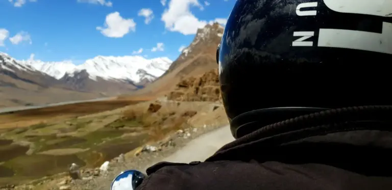 AEMET despeja la ruta: dónde ver el eclipse solar del 12 de agosto en moto