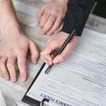 Mejores seguros de coche de agosto de 2026: qué comparan los rankings y cómo ahorras hasta 500 € al renovar