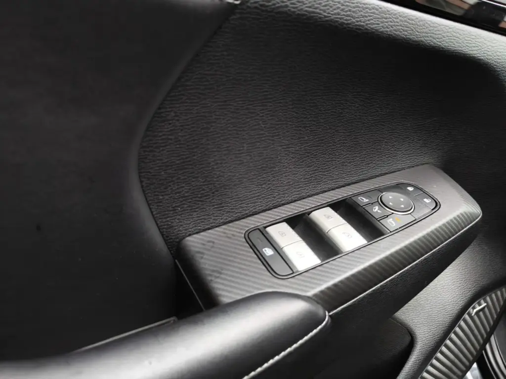 Prueba del Mitsubishi Outlander: SUV PHEV a precio de derribo