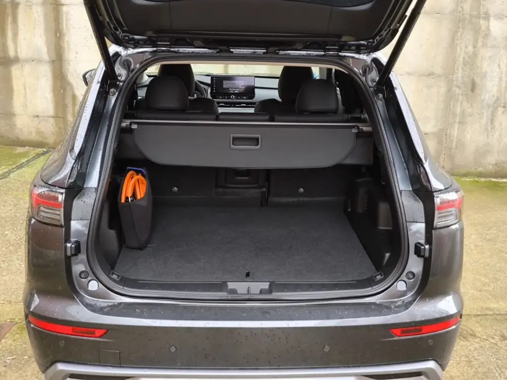 Prueba del Mitsubishi Outlander: SUV PHEV a precio de derribo