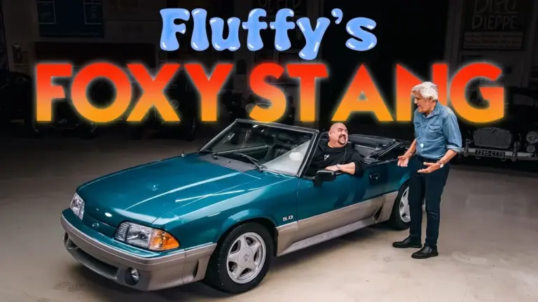 Gabriel Iglesias deja boquiabierto a Jay Leno con su Mustang de 1993: menos de 800 km