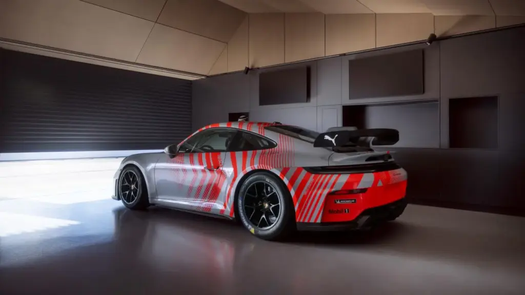 Porsche 911 Challenge: Un 992.2 de carreras derivado del GT3 de serie 13 Motor16 porsche 911 challenge 12 Motor16