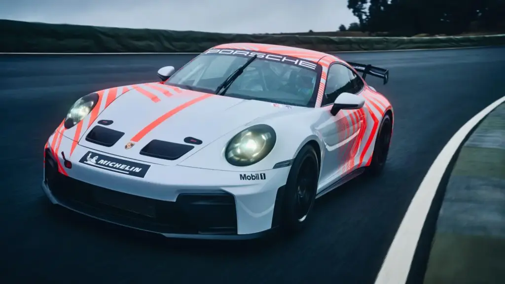 Porsche 911 Challenge: Un 992.2 de carreras derivado del GT3 de serie 2 Motor16 porsche 911 challenge 4 Motor16