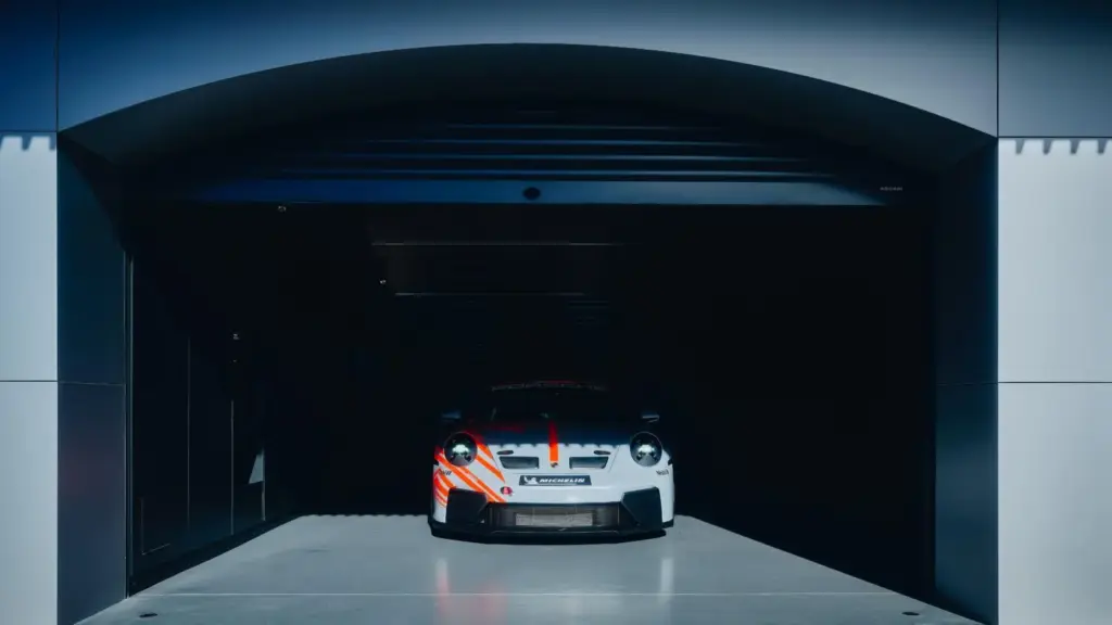 Porsche 911 Challenge: Un 992.2 de carreras derivado del GT3 de serie 16 Motor16 Porsche 911 Challenge: Un 992.2 derivado del GT3 de serie
