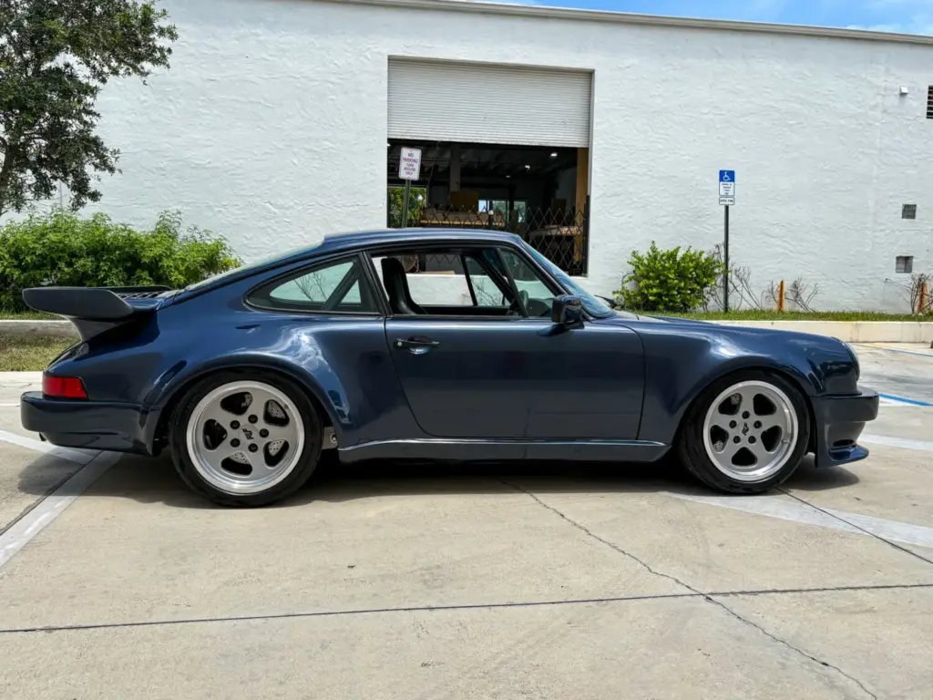 Este Porsche 911 Turbo 930 tiene 580 CV, dos turbos y algo más 44 Motor16 porsche 911 turbo 930 biturbo 13 Motor16