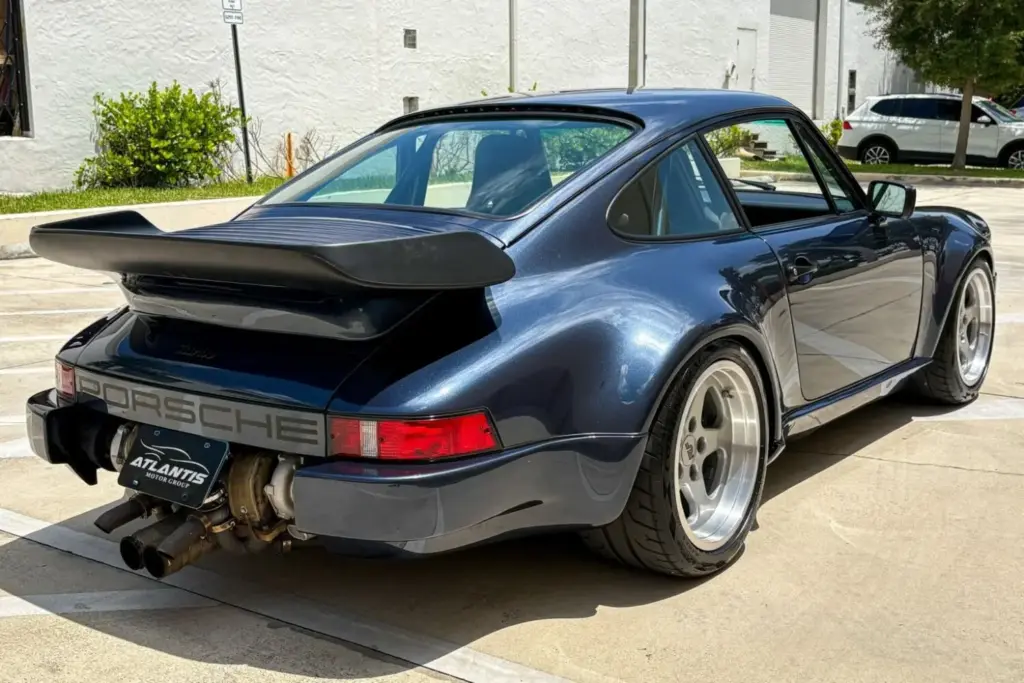 Este Porsche 911 Turbo 930 tiene 580 CV, dos turbos y algo más 36 Motor16 porsche 911 turbo 930 biturbo 24 Motor16