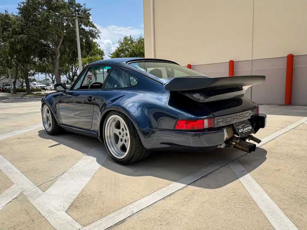 Este Porsche 911 Turbo 930 tiene 580 CV, dos turbos y algo más 18 Motor16 Este Porsche 930 tiene 580 CV, dos turbos y algo más