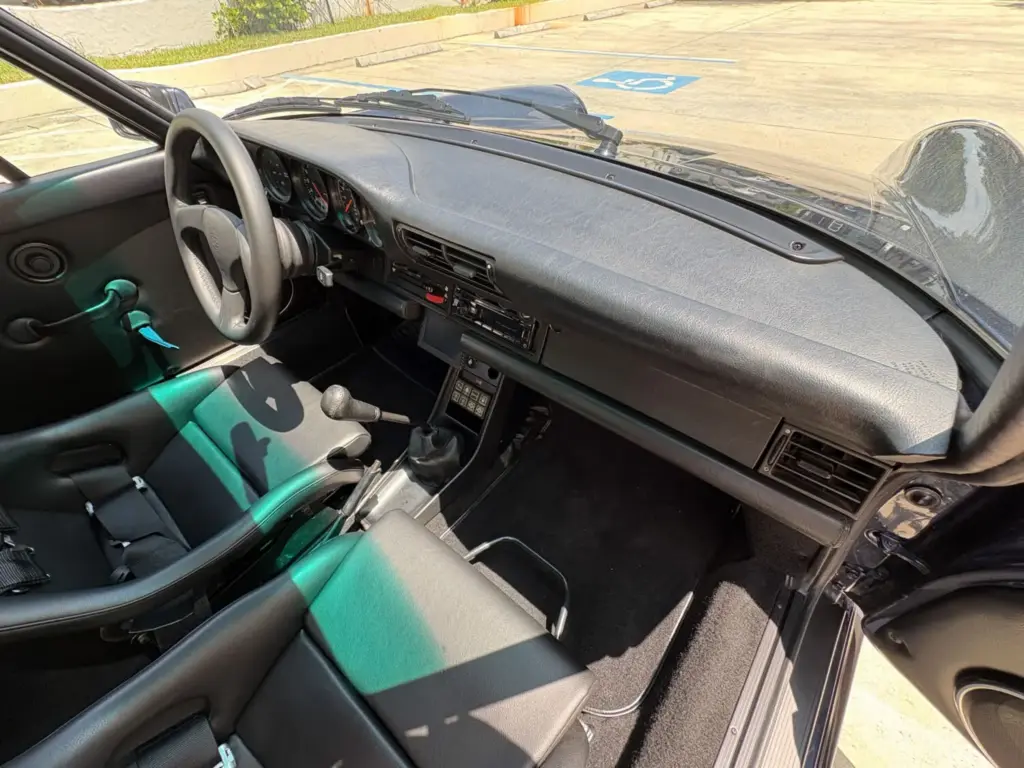 Este Porsche 911 Turbo 930 tiene 580 CV, dos turbos y algo más 5 Motor16 Este Porsche 930 tiene 580 CV, dos turbos y algo más