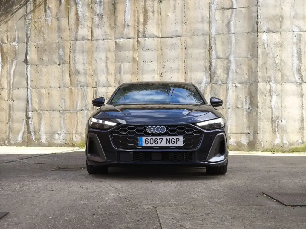 Prueba del Audi A5 TFSI 150 CV S line: Mucho más que un cambio de nombre 12 Motor16 Primera prueba del Audi A5 TFSI 150 CV S line: Mucho más que un cambio de nombre