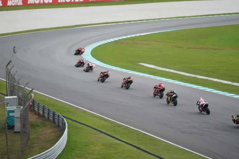 GP Austria MotoGP: Acosta desafía a Márquez en casa de KTM por su primera victoria