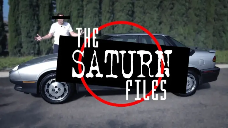 Doug DeMuro desmonta el Saturn SL2: así fracasó GM contra Japón