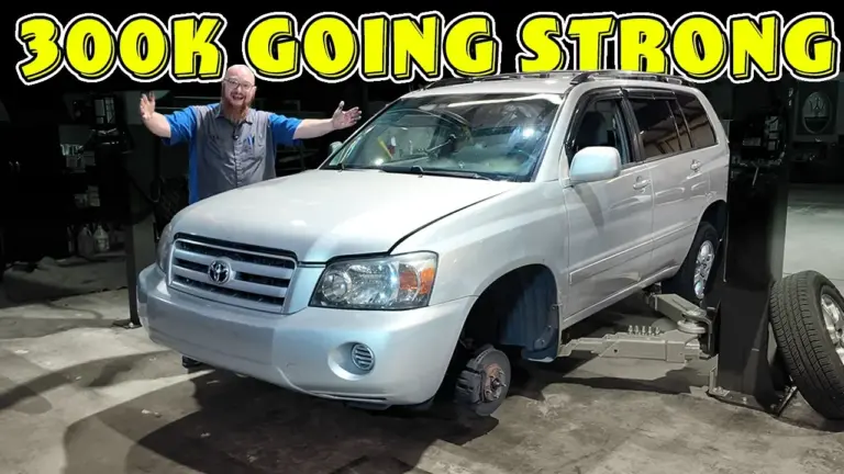 Por qué un Toyota Highlander 300.000 millas supera a los SUV nuevos, según Car Wizard