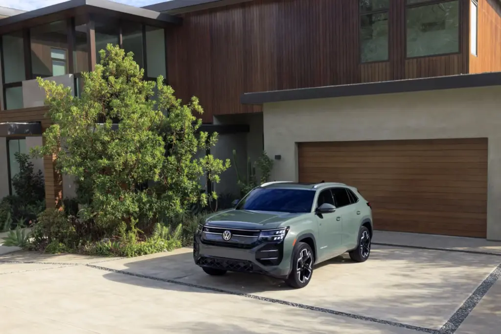 Volkswagen Atlas Cross Sport 2027: Nuevo diseño y motor más potente para este SUV de gran formato 7 Motor16 volkswagen atlas cross sport 2027 16 Motor16