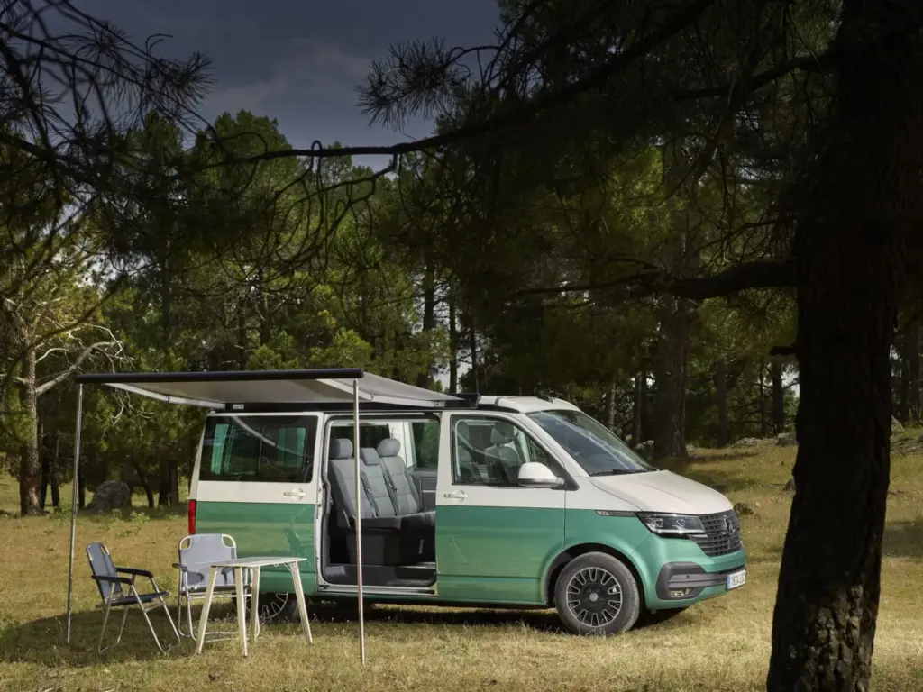 Volkswagen Camper Tour: La iniciativa de la casa alemana para los apasionados a la aventura 1 Motor16 2026 Volkswagen California Beach. Imagen.