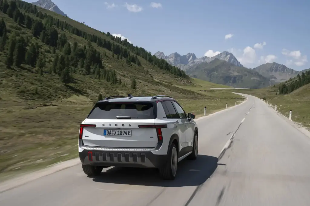 090 Skoda Epiq First Edition ebba5928 Motor16
