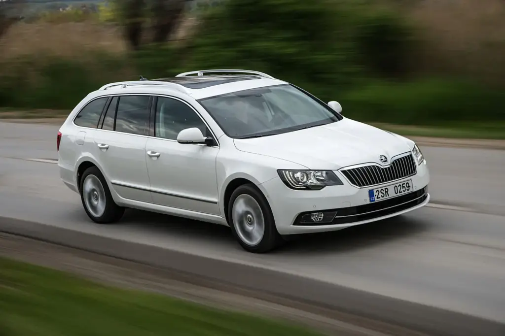 El Škoda Superb “moderno” cumple 25 años 2 Motor16 El Škoda Superb “moderno” cumple 25 años
