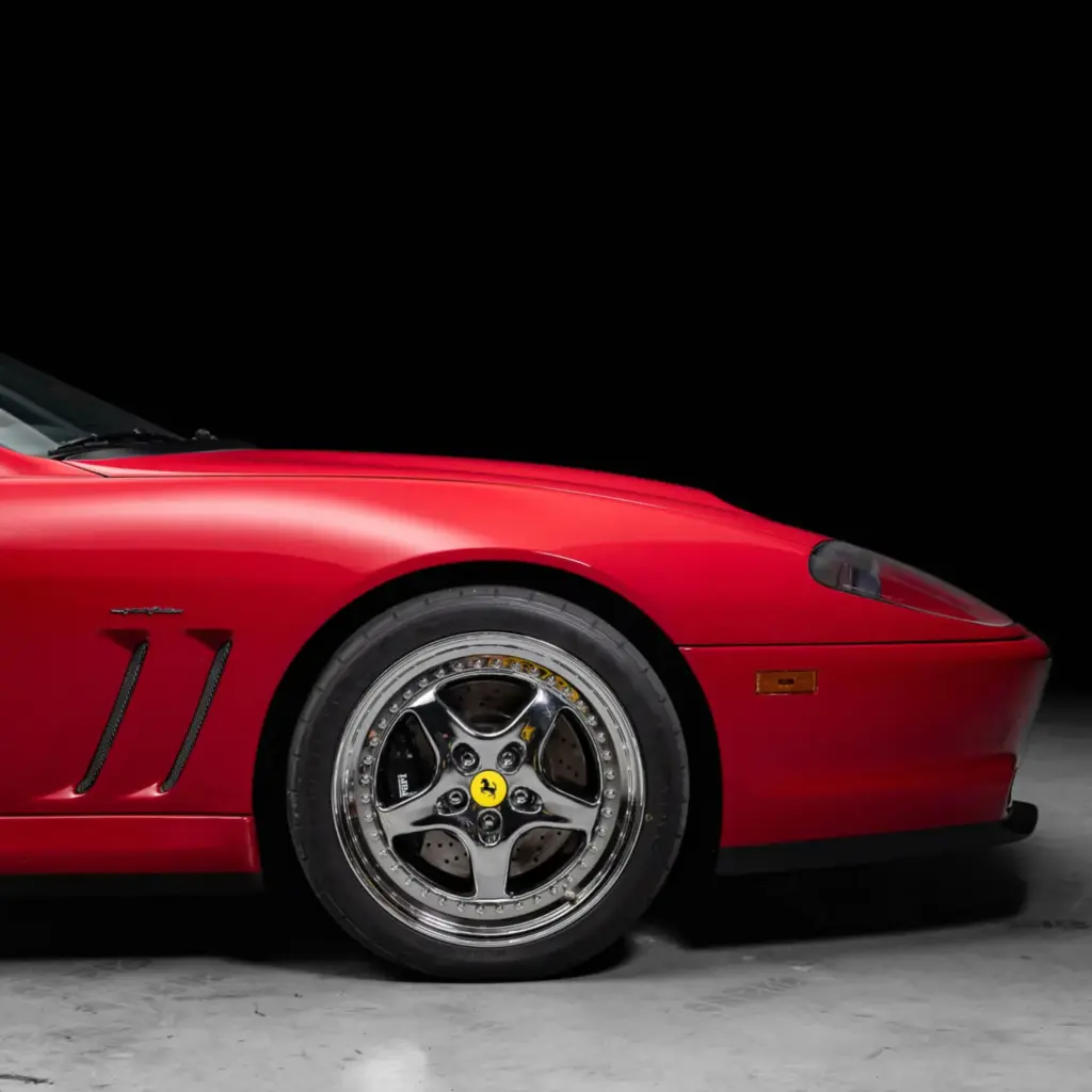 El legendario Ferrari 550 Maranello con el sello de Michael Jordan te está buscando 12 Motor16 1997 ferrari 550 maranello michael jordan 11 Motor16