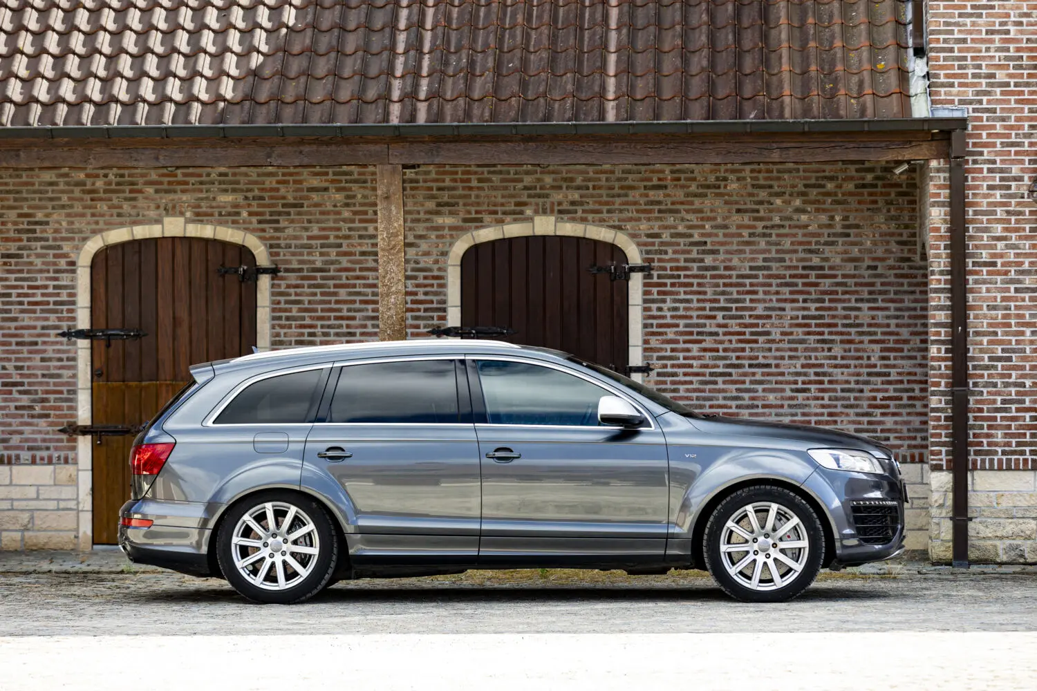 Este mítico Audi Q7 V12 TDI de 500 CV y 1.000 Nm puede ser tuyo por 5.000 euros