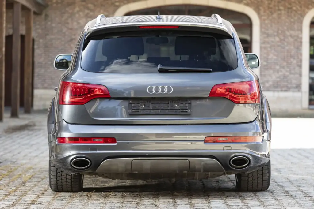 Este mítico Audi Q7 V12 TDI de 500 CV y 1.000 Nm puede ser tuyo por 5.000 euros 15 Motor16 2009 Audi Q7 V12 TDI quattro 1470241 Motor16