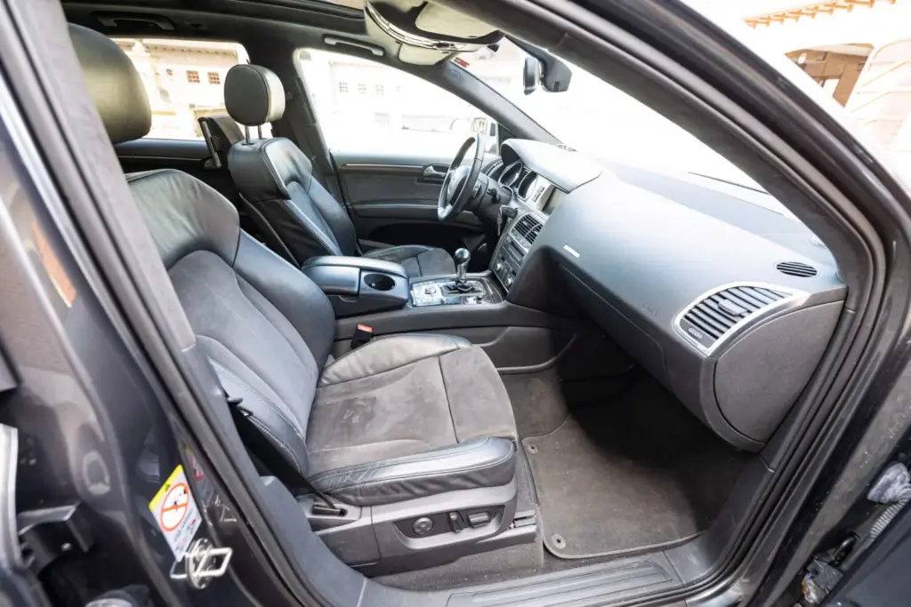 Este mítico Audi Q7 V12 TDI de 500 CV y 1.000 Nm puede ser tuyo por 5.000 euros 14 Motor16 2009 Audi Q7 V12 TDI quattro 1470243 Motor16