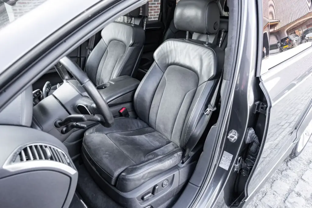 Este mítico Audi Q7 V12 TDI de 500 CV y 1.000 Nm puede ser tuyo por 5.000 euros 10 Motor16 2009 Audi Q7 V12 TDI quattro 1470247 Motor16