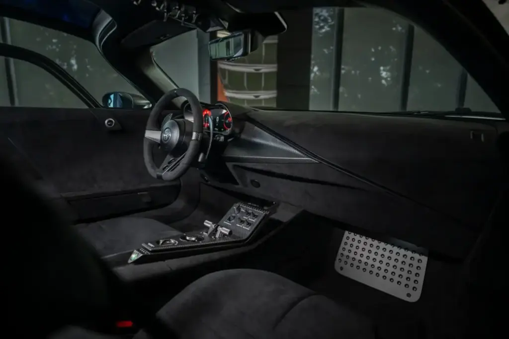 2026 Alfa Romeo 33 Stradale Perla Nera 19 Motor16