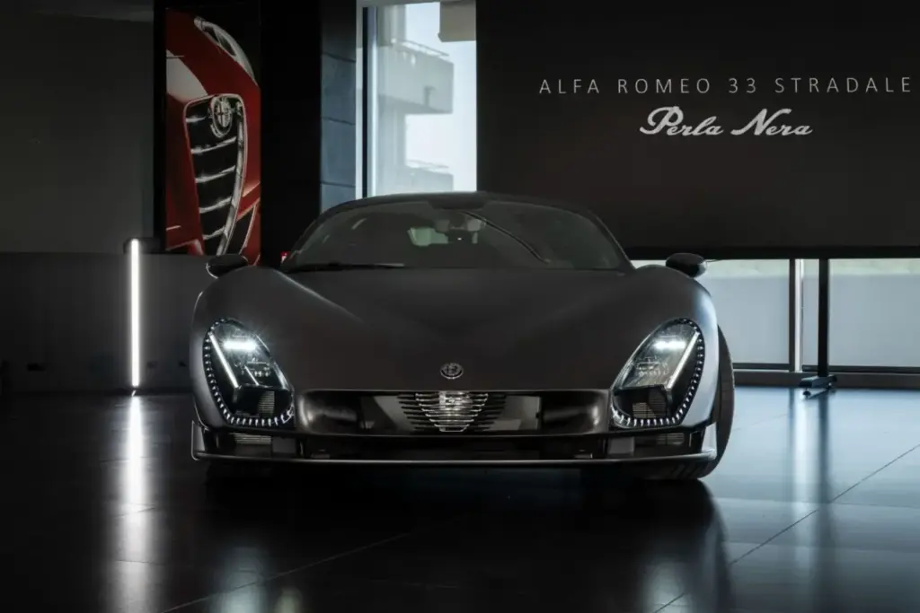 2026 Alfa Romeo 33 Stradale Perla Nera 3 Motor16