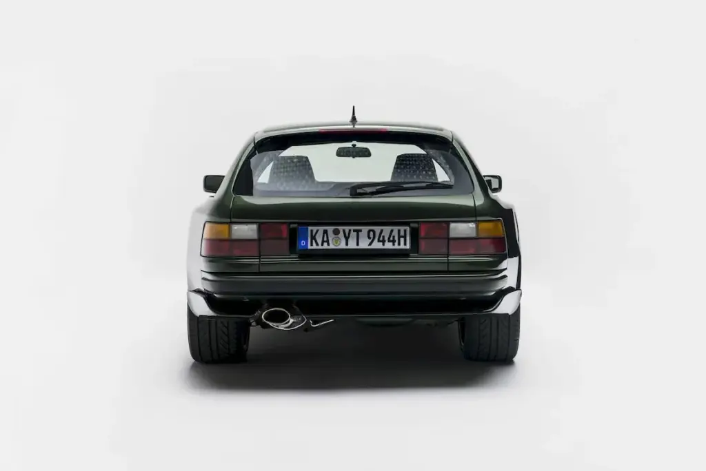 El 944 Shooting Brake que Porsche jamás se atrevió a construir te lo fabrica Carpoint a precio de 911 10 Motor16 2026 CarPoint Porsche 944 Shooting 3 Motor16