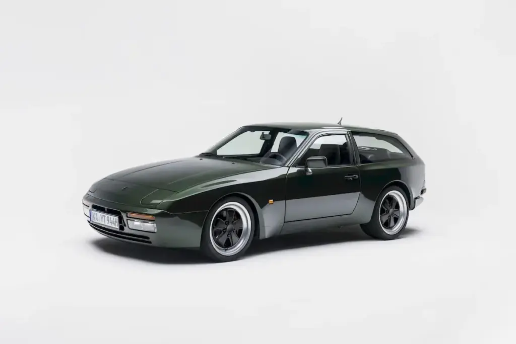 El 944 Shooting Brake que Porsche jamás se atrevió a construir te lo fabrica Carpoint a precio de 911 2 Motor16 2026 Porsche 944 Shooting Brake. Carpoint. Imagen delantera.