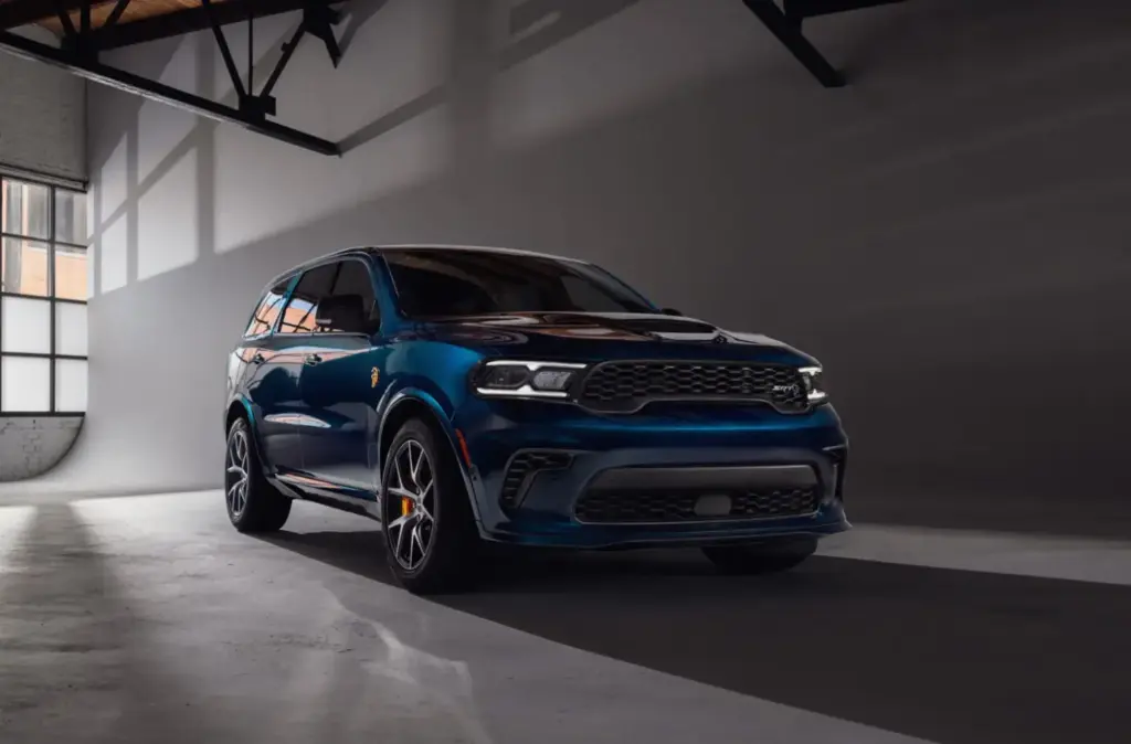 Dodge Durango After Dark: La edición especial que perpetúa la historia del motor HEMI 3 Motor16 2026 Dodge Durango After Dark. Imagen delantera.