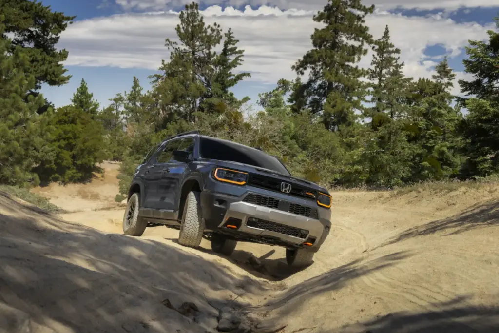 2026 Honda Passport TrailSport 4 Motor16