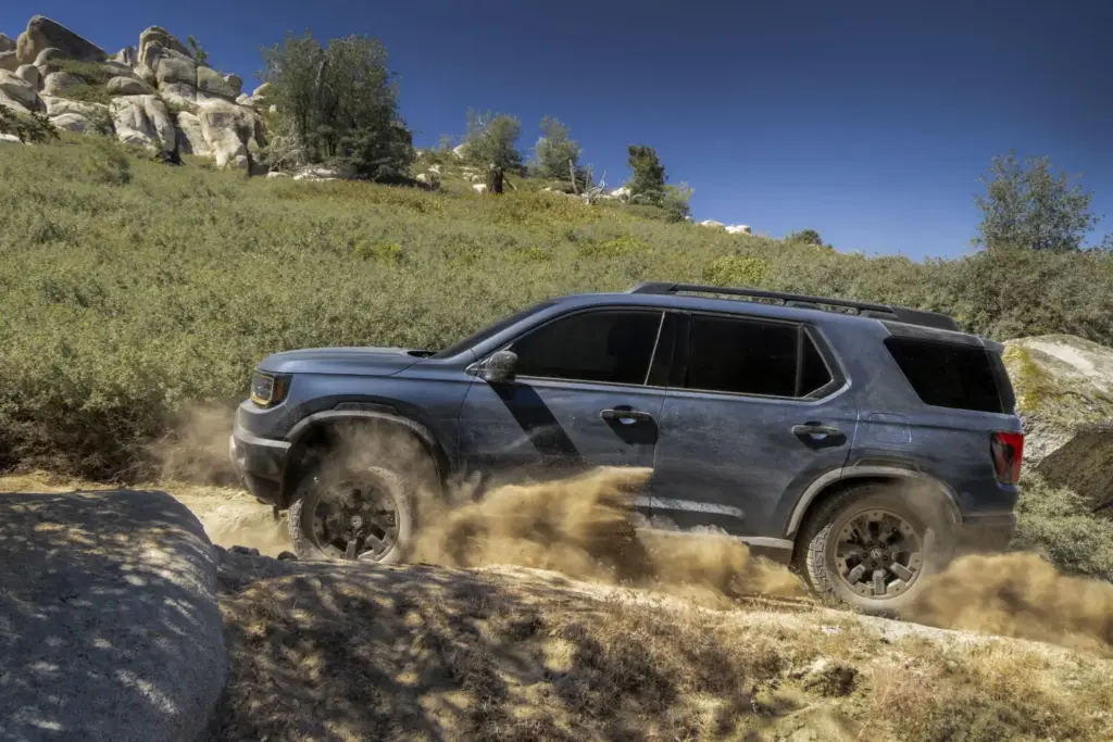 2026 Honda Passport TrailSport 5 Motor16