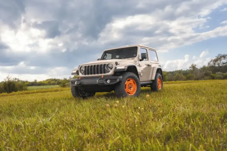 JL-2A: El Jeep Wrangler se rinde ante el primer Willys civil en su penúltimo “Twelve 4 Twelve”
