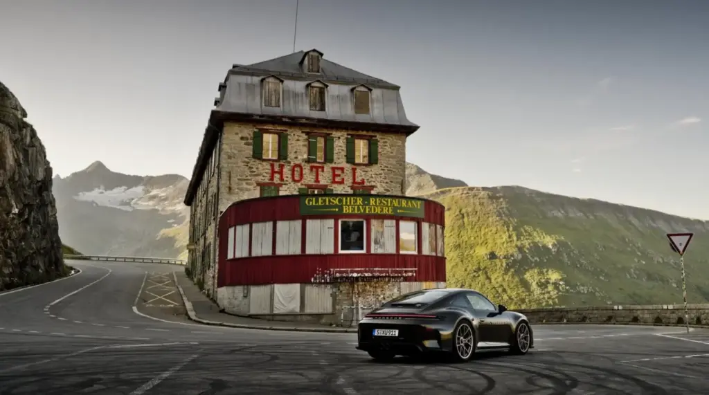 Bergsport: El ‘nueveonce’ con el que Porsche rinde homenaje a los parajes alpinos 10 Motor16 2026 Porsche 911 GT3 Bergsport 7 Motor16