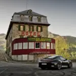 Bergsport: El ‘nueveonce’ con el que Porsche rinde homenaje a los parajes alpinos
