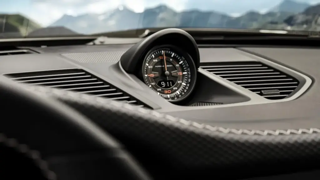 Bergsport: El ‘nueveonce’ con el que Porsche rinde homenaje a los parajes alpinos 26 Motor16 2026 Porsche 911 GT3 Bergsport 9 Motor16