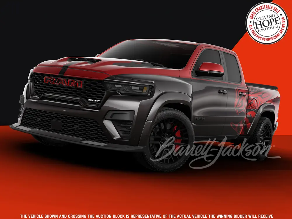 El primer RAM 1500 Rumble Bee SRT ya tiene dueño, que ha pagado 1.310.000 euros por esta joya… y por el regalo 2 Motor16 2026 RAM 1500 Subasta Barrett Motor16