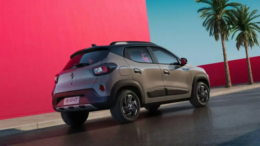 Renault Kwid: ‘Nuestro’ Dacia Spring se vende con motor de gasolina y a precio de oro 2 Motor16 2026 Renault Kwid Brasil. Imagen trasera.