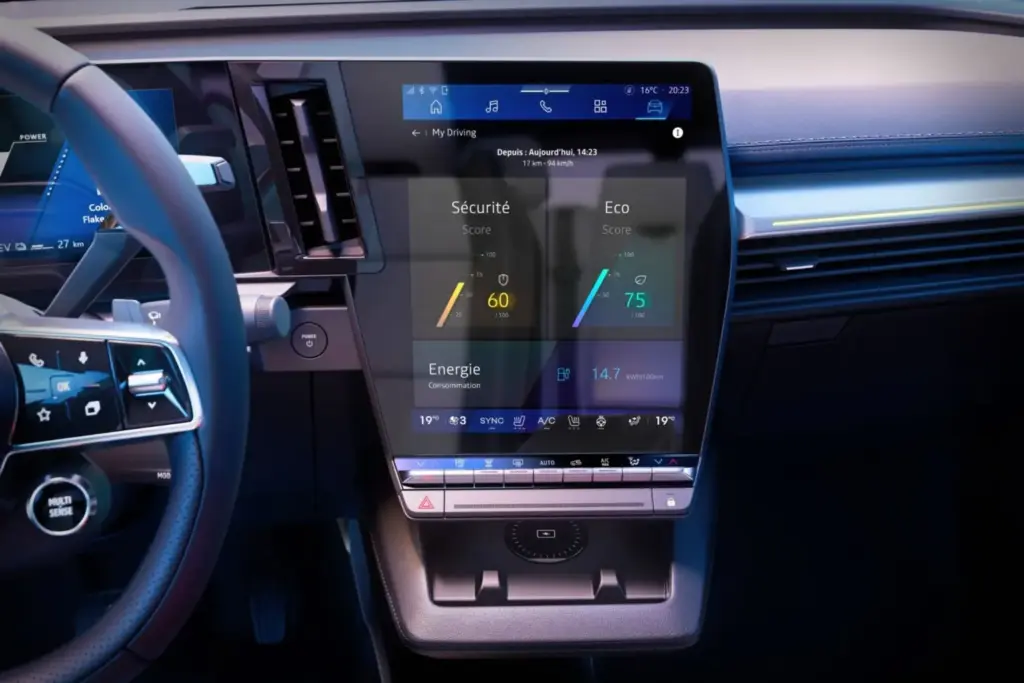Renault potencia los argumentos de su Scenic E-Tech para volverse más interesante 2 Motor16 2026 Renault Scenic E-Tech. Imagen detalle.