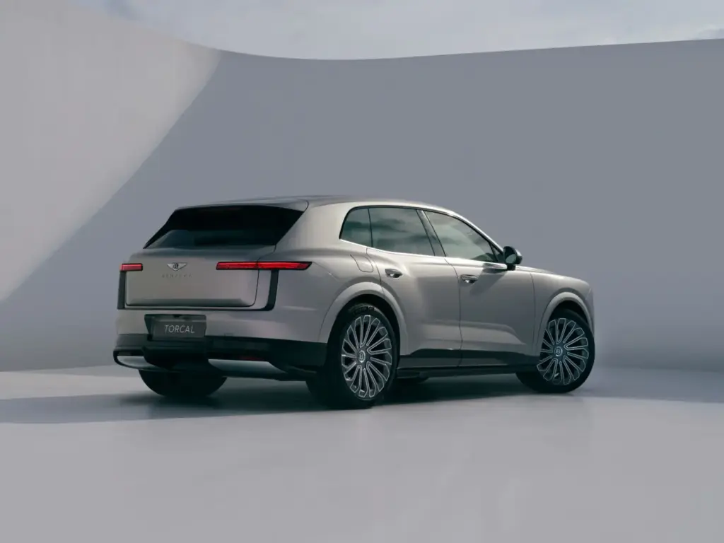 Torcal: Conocemos en persona el primer eléctrico de Bentley, un SUV con ADN español 9 Motor16 2026 bentley torcal 32 Motor16