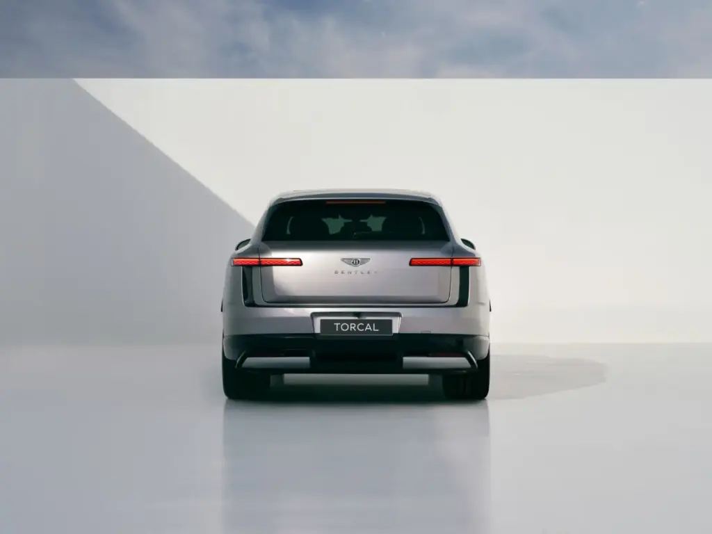 Torcal: Conocemos en persona el primer eléctrico de Bentley, un SUV con ADN español 10 Motor16 2026 bentley torcal 33 Motor16