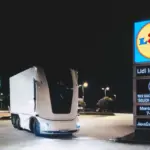 Lidl ya mueve mercancía en Alemania con un camión eléctrico sin conductor ni cabina por vía pública
